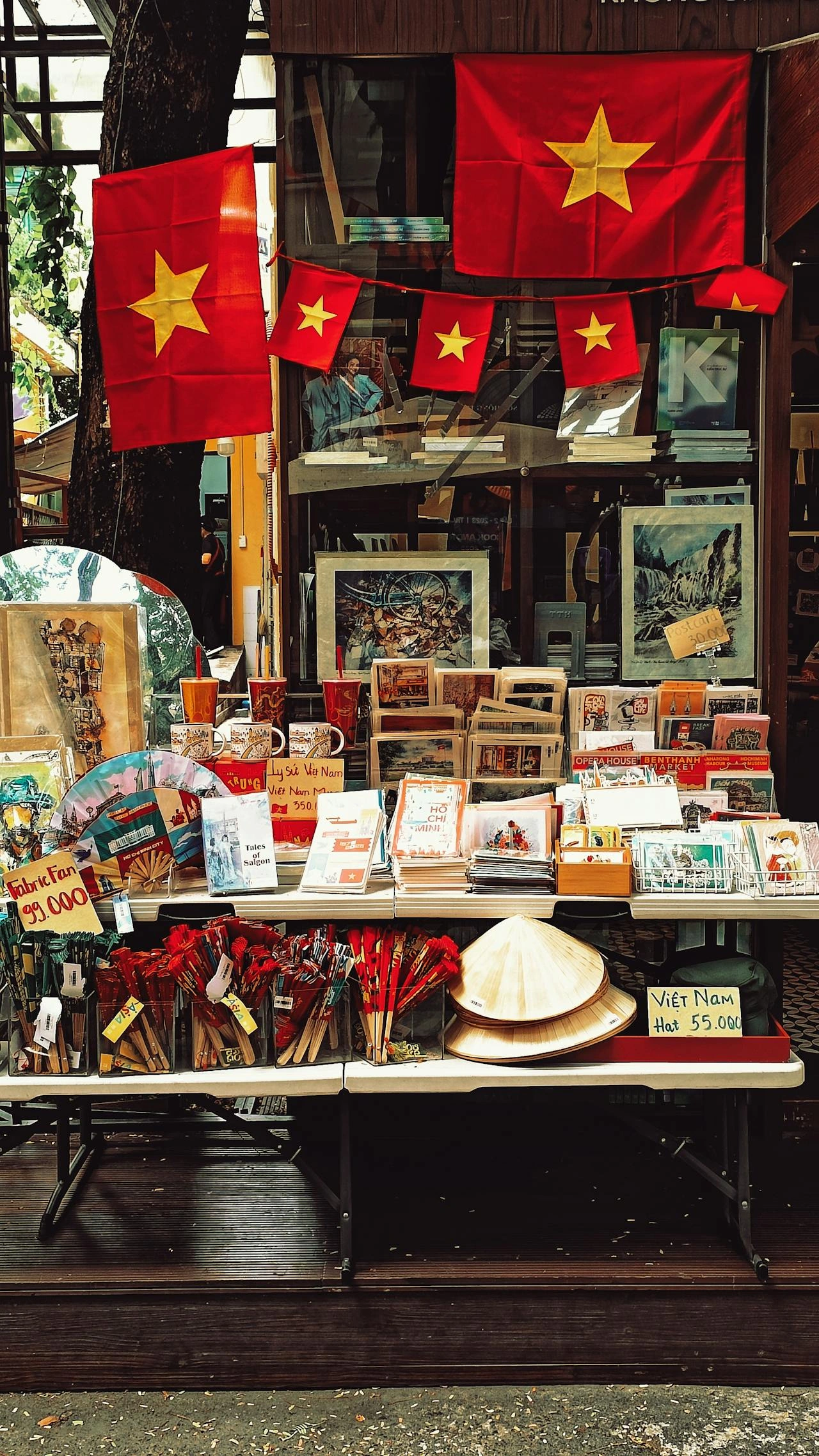 free time for shopping at Ben Thanh Market