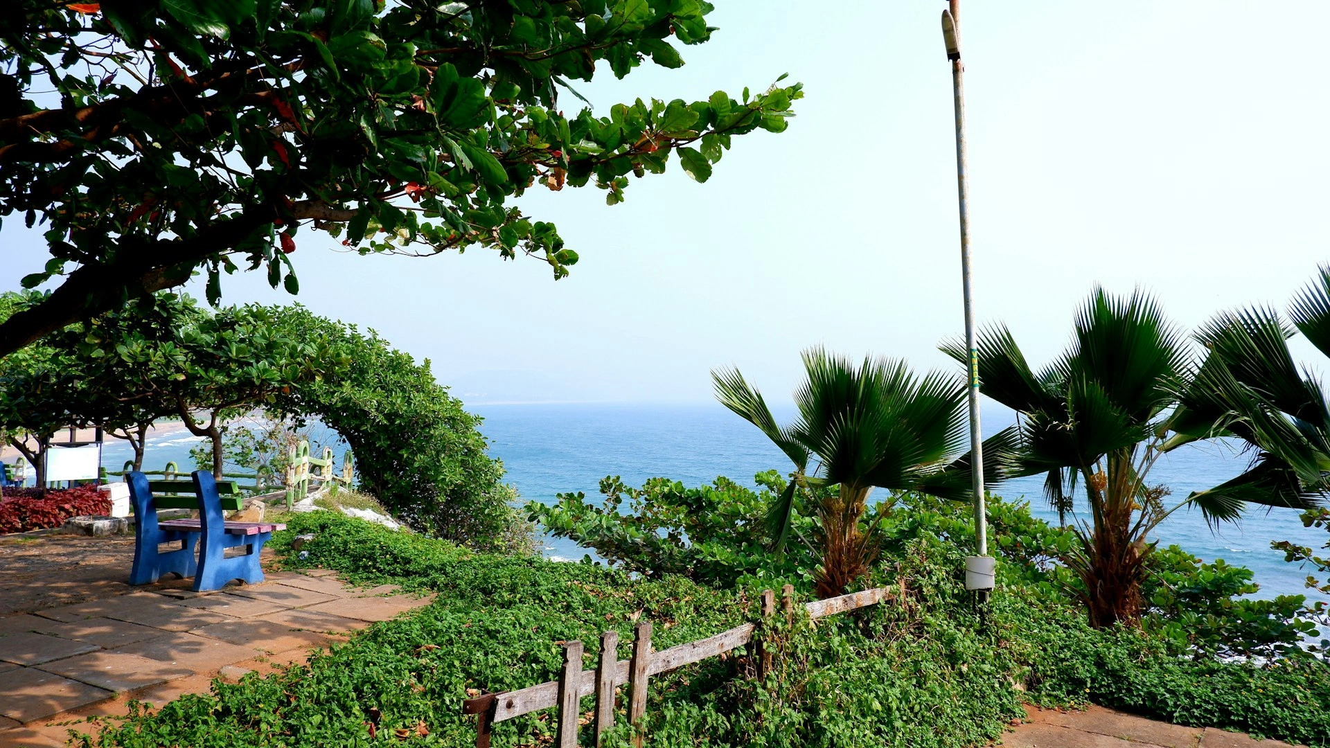  Coastal Wonders & Hilltop Bliss: Vizag & Araku Valley Tour