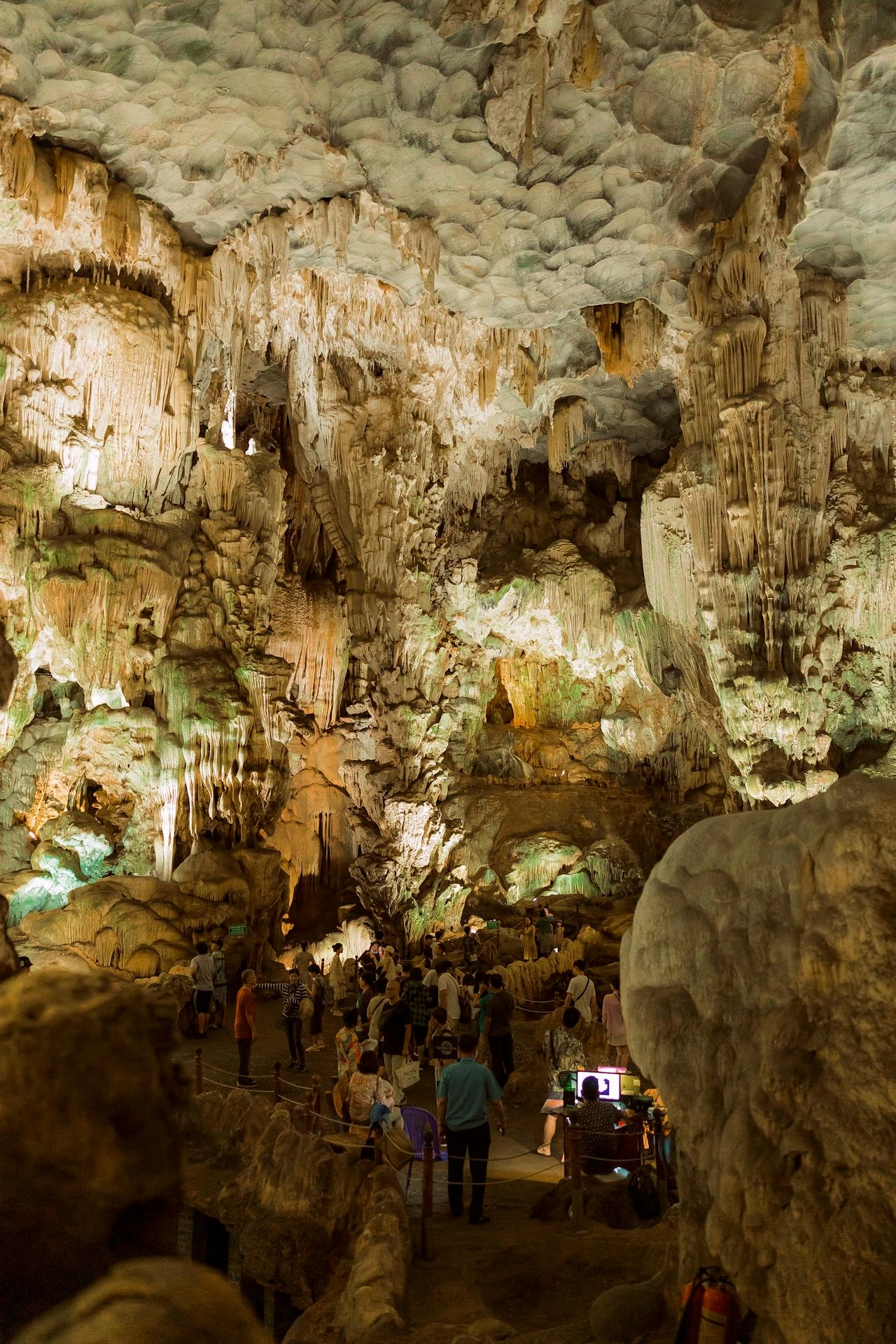 Thien Cung Cave